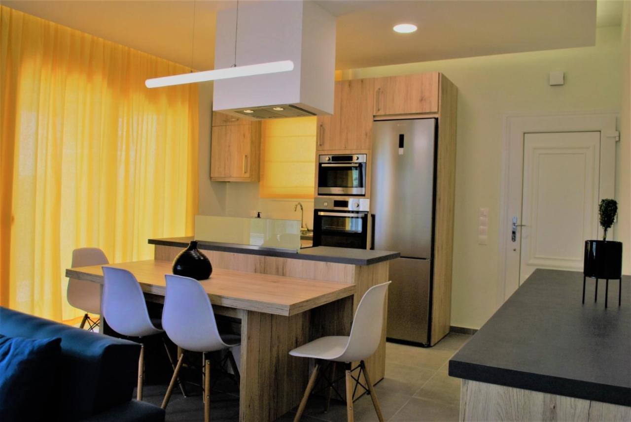 Q Luxury Rooms Paleros Bagian luar foto