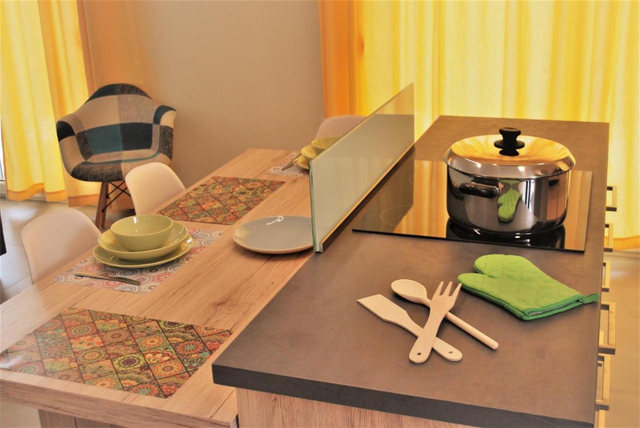 Q Luxury Rooms Paleros Bagian luar foto