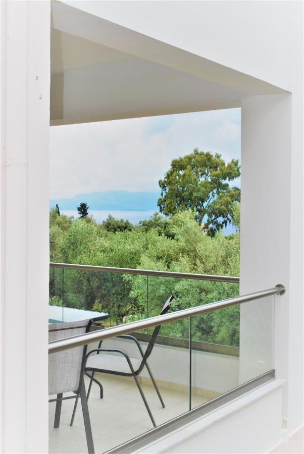 Q Luxury Rooms Paleros Bagian luar foto