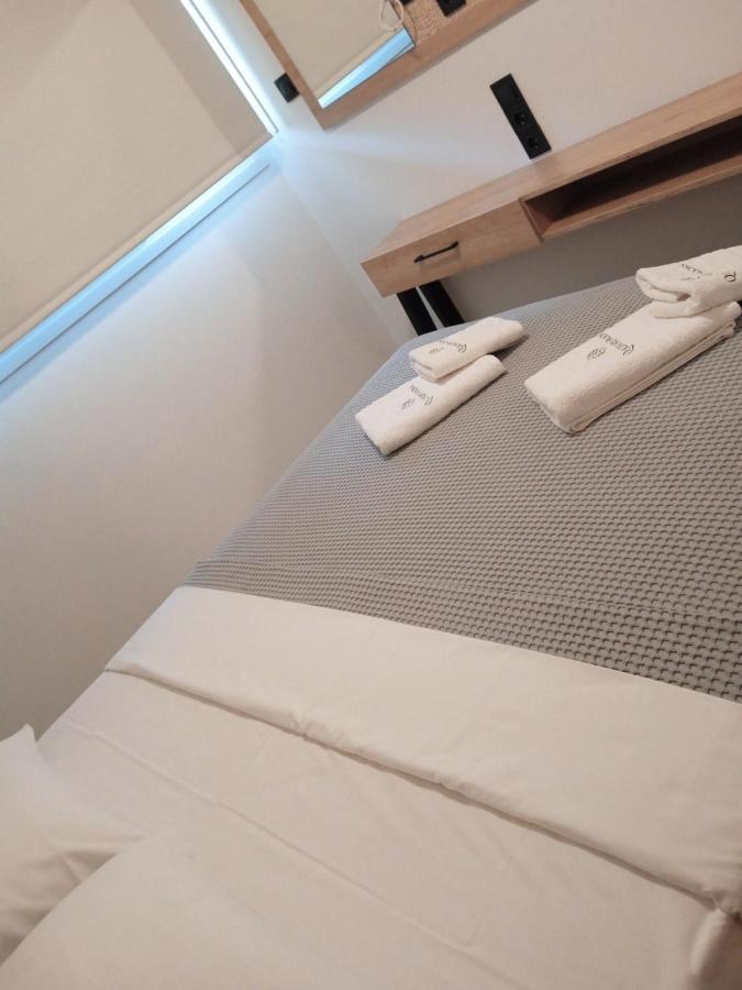 Q Luxury Rooms Paleros Bagian luar foto